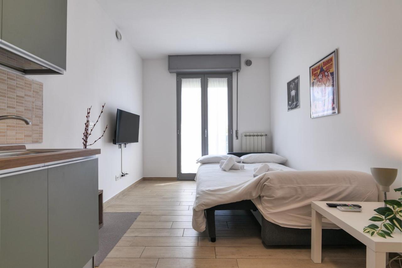Appartement Primopiano - Bonomi à Milan Extérieur photo